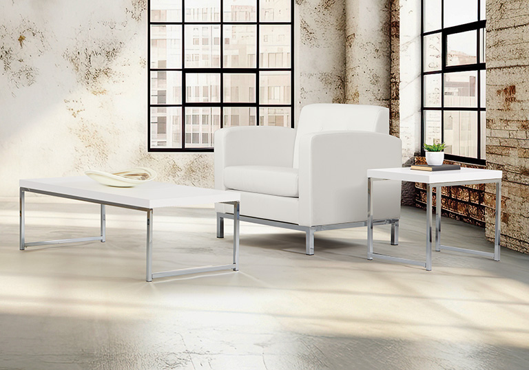 Mesa esquinera wallstreet con marco cromado Cubierta en color blanco en melamina medidas de 22” x 15” x 18” 